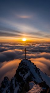 Sunset Mountain Cross Wallpaper HD 4K - Aesthetic Summit View