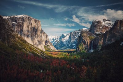 Yosemite Valley Landscape Wallpaper HD 4K Aesthetic Mountain View