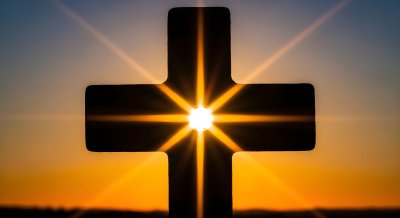 Cross at Sunset Wallpaper HD 4K - Inspirational Spiritual Aesthetic